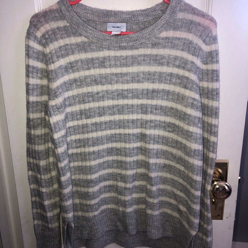 Old navy sweater
